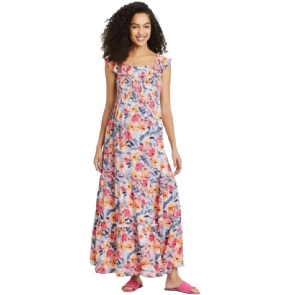 🌿Isabel Maternity by Ingrid & Isabel Floral Ruffle Smocked Tiered Dress